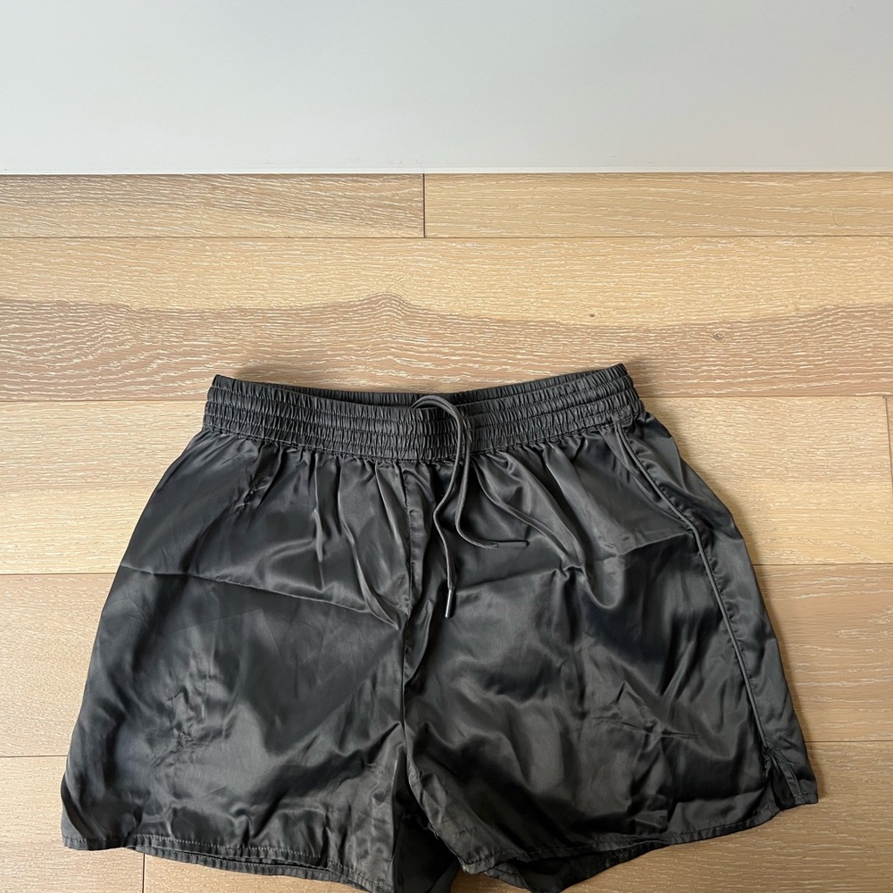 SKIMS Charcoal Elastic Waistband Shorts